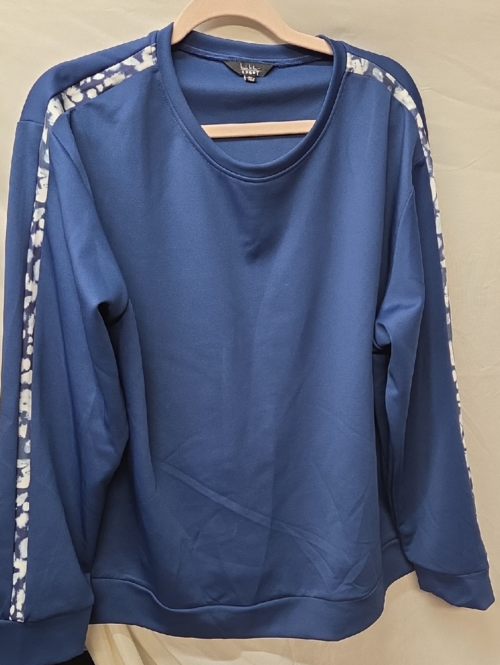 Nicole Miller Blue Crewneck Sweatshirt with Printed Sleeve Stripes 2X